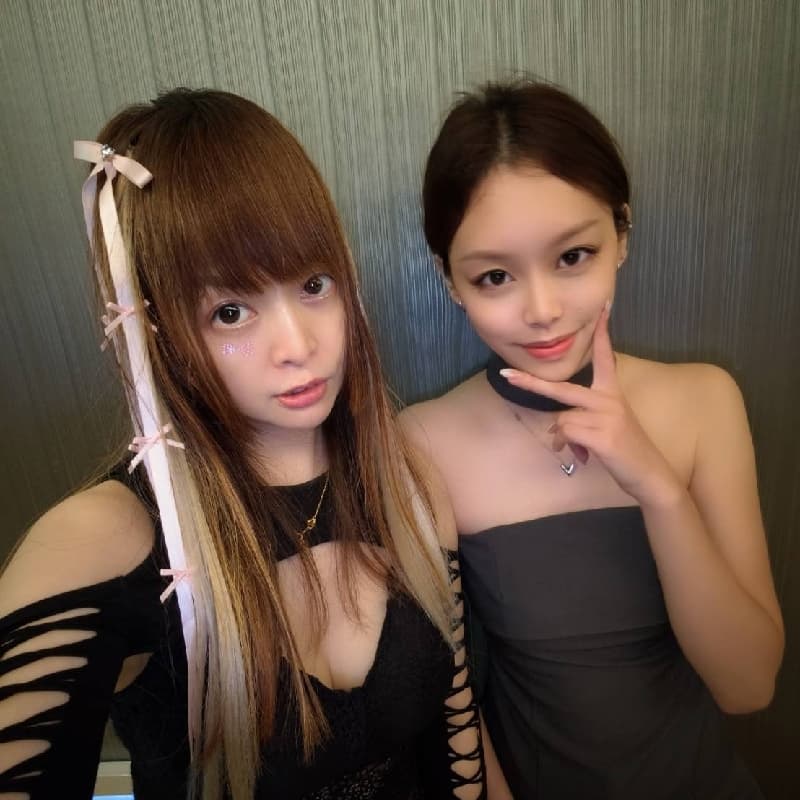 閃揪週一晚上💞一起來🥰🍻小酌目前6女孩照片上的我閨蜜會一起來同樂