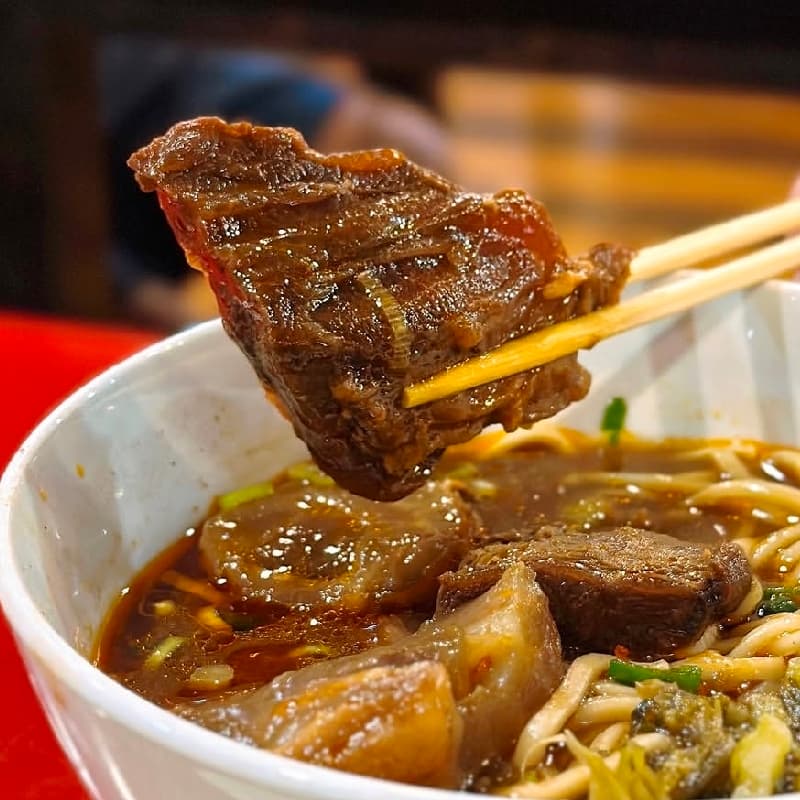 吃宵夜囉🚘凌晨四點想吃牛肉麵嗎?🐮😂😂😂