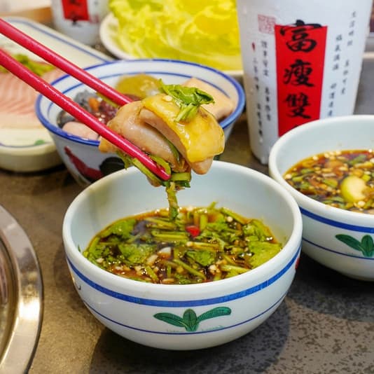 連假吃廣式雞煲