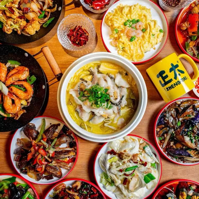 ✨閃揪個晚餐🍲天氣涼了,來吃酸菜魚🐟吧!#萬聖開桌
