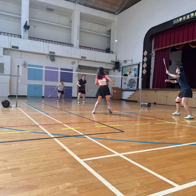 11/1 與我一起打羽球~🏸