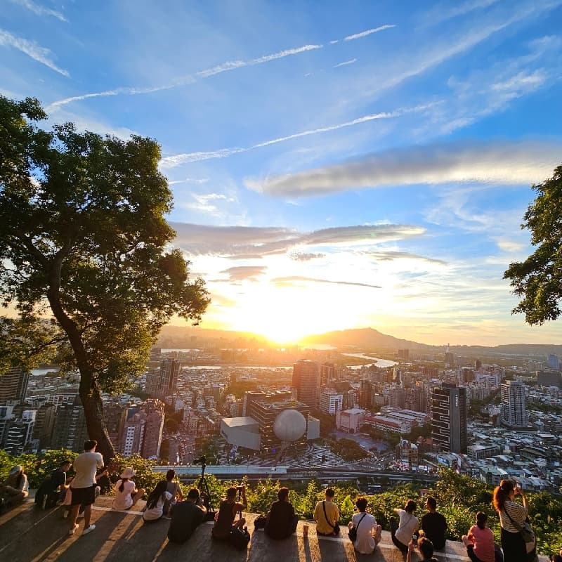 【我的聚會清單裡,挑一個一起走吧】🏔🛵每天都可🙂看過我檔案=適合在報名👌