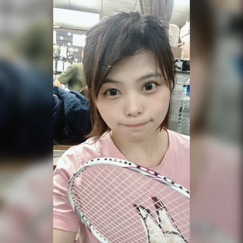 一起打羽球吧🏸