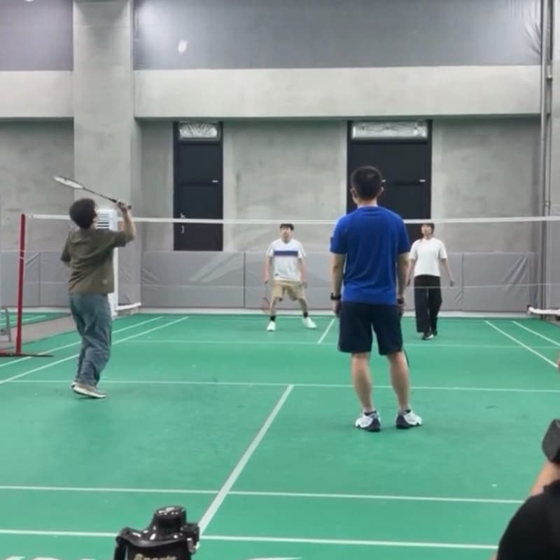 颱風🌀好想打羽球🏸