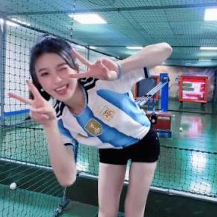大魯閣無限暢打+暢投籃球機+暢玩飛鏢機+暢吃泡麵😅 #中秋節
