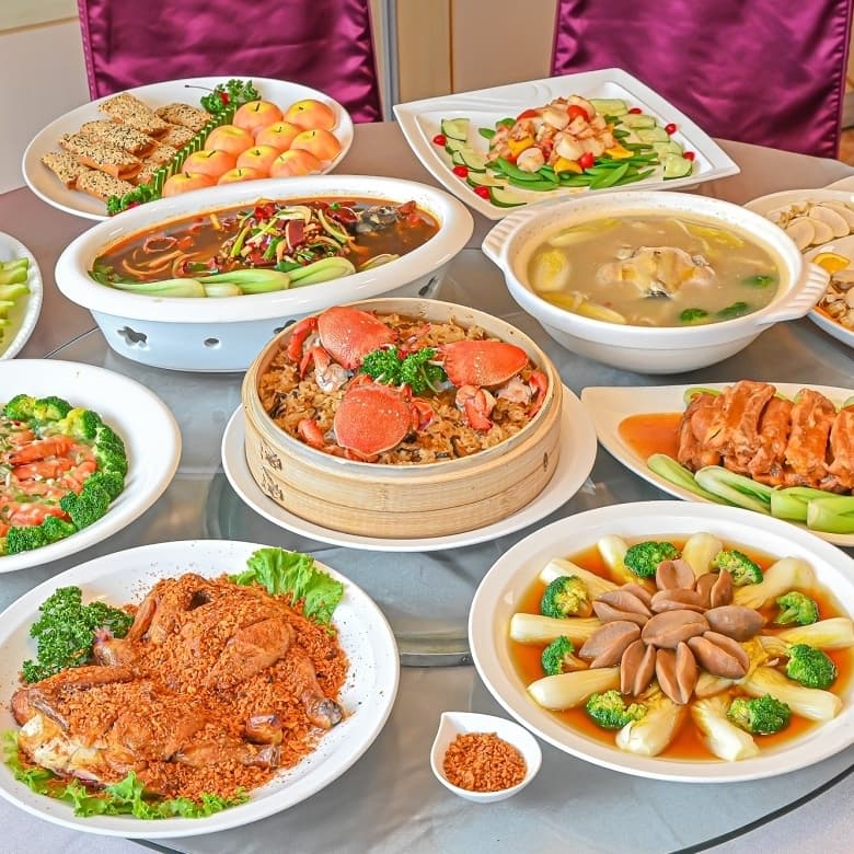 高雄寒軒飯店~免費請您吃合菜聽斜槓商機