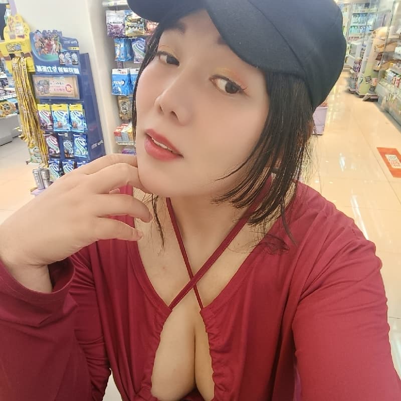 三重運動中心/打羽球
