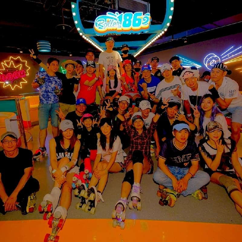 #中秋節 🛼下班娛樂放鬆舒服的滑動⛸️