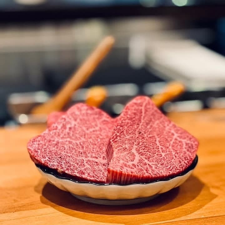 台中,燒肉橫綱,一人$4000,時間議,AA